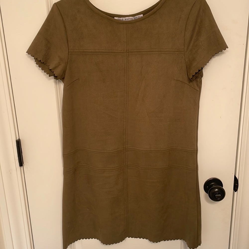 Short sleeve army green dress size Medium. - Picture 1 of 3